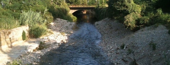 Intersezione naviglio Martesana/torrente Molgora is one of Parco Molgora.