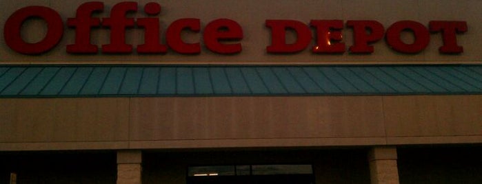 Office Depot is one of Lisa'nın Beğendiği Mekanlar.