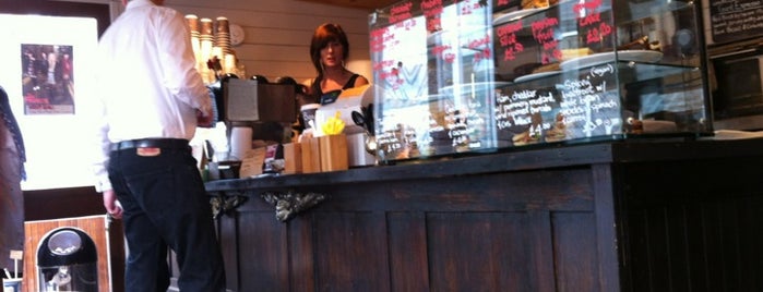 Taylor St Baristas is one of Forget Starbucks List.