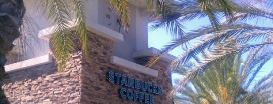 Starbucks is one of Tempat yang Disukai Monique.