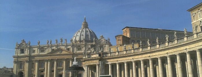 Ciudad del Vaticano is one of Locuri de vizitat in Roma.