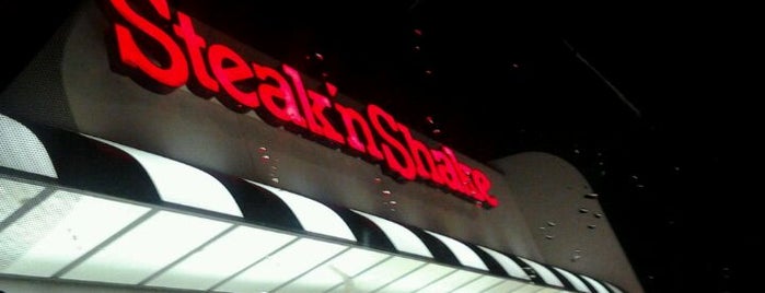 Steak 'n Shake is one of Terryさんのお気に入りスポット.