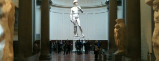 Galleria dell'Accademia is one of Un bacione a Firenze #4sqCities.