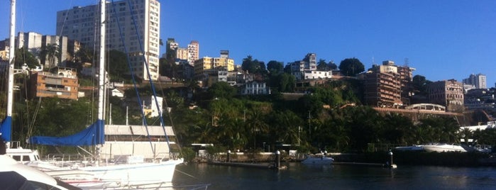 Bahia Marina is one of Locais.