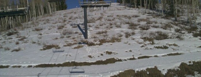 Elkhead Chairlift is one of Lugares favoritos de Mike.