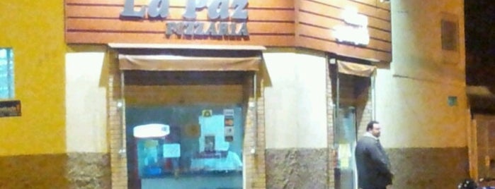 La Paz Pizzaria is one of Lugares favoritos de Henrique.