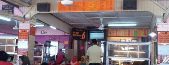 Gerai Makan The Gate is one of @Dungun, Terengganu.