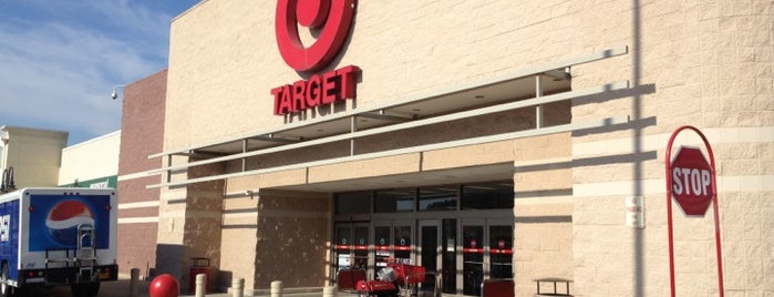Target is one of Lugares favoritos de Frank.