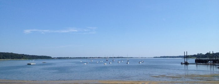 Oyster Bay is one of Long Island - Hamptons.