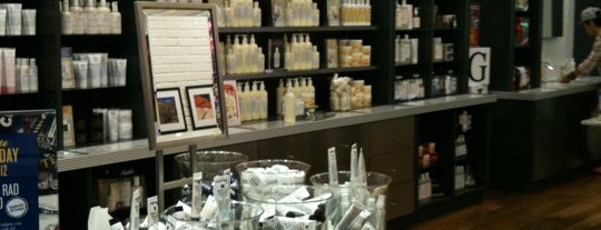 Kiehl's at The Forum is one of Kiehl's Retail Stores.