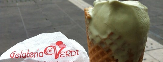 Gelateria Verdi is one of Locais curtidos por Zach.