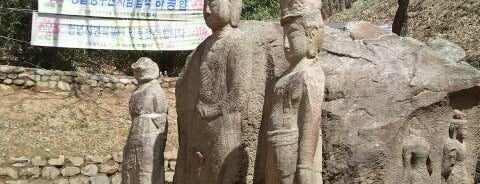 Stone Buddha State of Gulbulsa Site, Gyeongju is one of 경주 / 慶州 / Gyeongju.