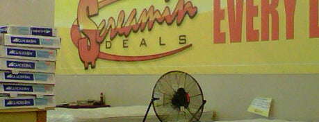 Screamin Deals is one of PHX Shopping in The Valley.