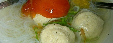 Bakso kepala sapi Denggung is one of Kuliner Yogya.