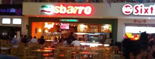 Sbarro is one of Lieux qui ont plu à Serch.