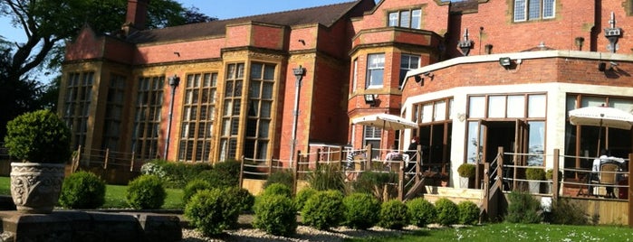 The Mount Hotel Wolverhampton is one of Samさんのお気に入りスポット.