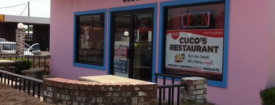 Cuco's Sandwich Shop is one of สถานที่ที่บันทึกไว้ของ Kate.