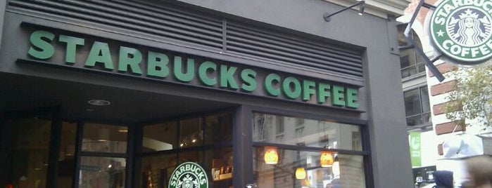Starbucks is one of Priscilla : понравившиеся места.