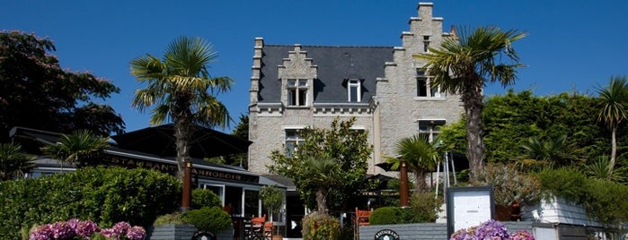 Petit Hôtel Des Hortensias is one of Best places in La Trinité-sur-Mer / Paris , France.