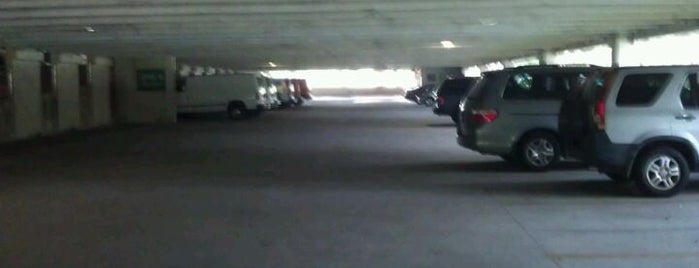 Orlando Science Center Parking Garage is one of Adam : понравившиеся места.