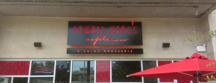 Howard Wang's Uptown Brasserie is one of Locais salvos de Angela.