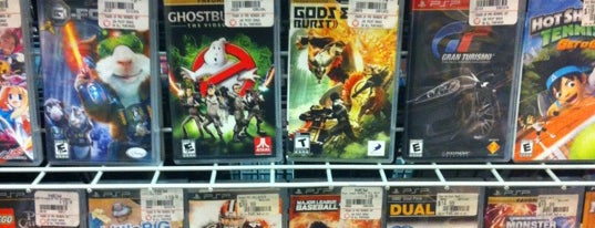 GameStop is one of Lieux qui ont plu à 💋Meekrz💋.