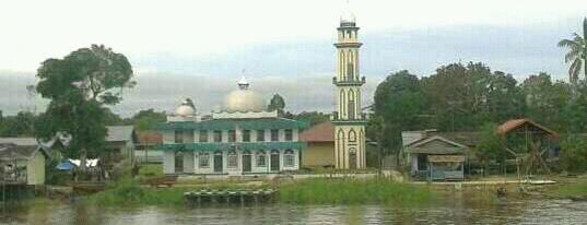 Masjid Nurul Muqarrabin is one of Mahakam.
