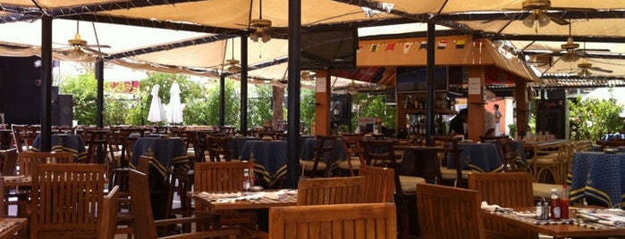 Beach Bar at Ghazala Beach Hotel is one of Sharm el Sheikh dining club.