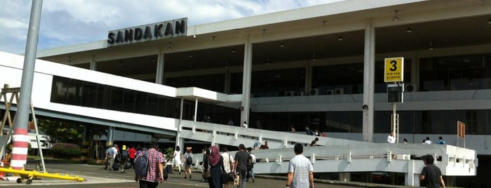 산다칸 공항 (SDK) is one of Airports in Malaysia.