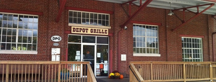 Depot Grille is one of Tempat yang Disukai Sara.