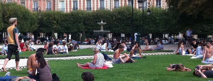 Place des Vosges is one of outdoor.