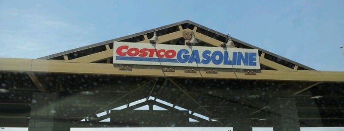 Costco Gasoline is one of สถานที่ที่ John ถูกใจ.