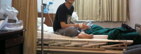 Rumah sakit IMC Bintaro is one of dewi olala.