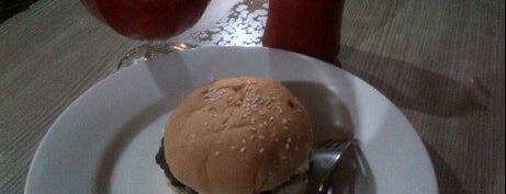 Gaboh Grill Burger is one of Where r u going when hunger in Medan??.
