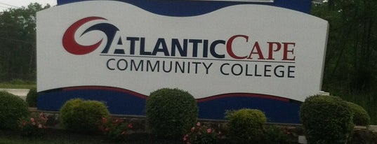 Atlantic Cape Community College is one of Gespeicherte Orte von Rick.