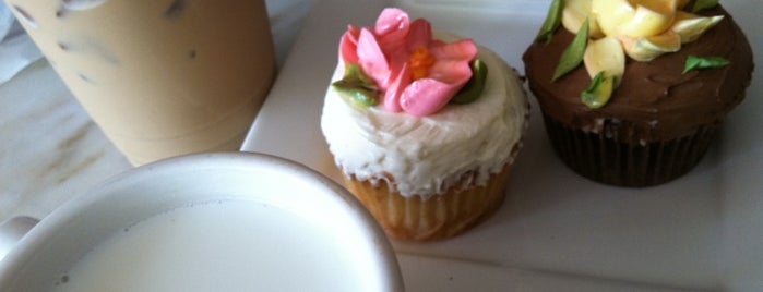 Cupcake Cafe is one of The Block is Hot #midtown.