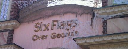 Six Flags Over Georgia is one of The 4sqLoveStory.