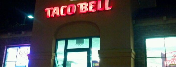 Taco Bell is one of สถานที่ที่ Corey ถูกใจ.