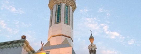 Oydah Mosque is one of T'ın Beğendiği Mekanlar.
