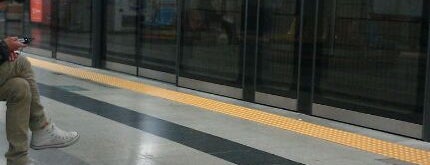 ホンジェ駅 is one of Subway Stations in Seoul(line1~4 & DX).