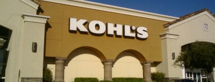 Kohl's is one of สถานที่ที่ Nichole ถูกใจ.