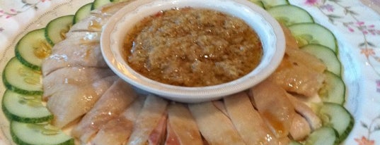 Soup Restaurant 三盅兩件 is one of Locais salvos de Maynard.