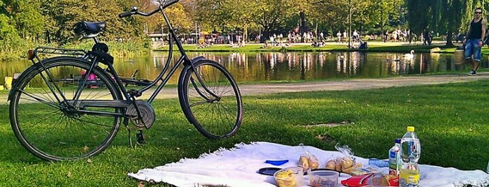 フォンデル公園 is one of Great Outdoors in Amsterdam.