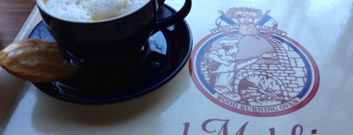 la Madeleine French Bakery & Café Alexandria is one of Posti che sono piaciuti a Reina.