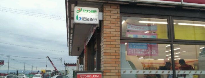 セブンイレブン 宇土走潟町店 is one of コンビニ.
