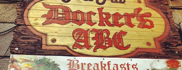 Art Pub Docker's ABC is one of Tempat yang Disukai Marat.