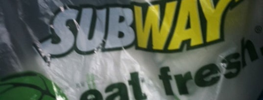 SUBWAY is one of Rickさんのお気に入りスポット.