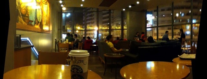 Starbucks is one of Starbucks en Buenos Aires.