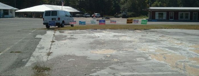 Harrison County  Democrats Headquarters  (Gulfport) is one of Hang Out.