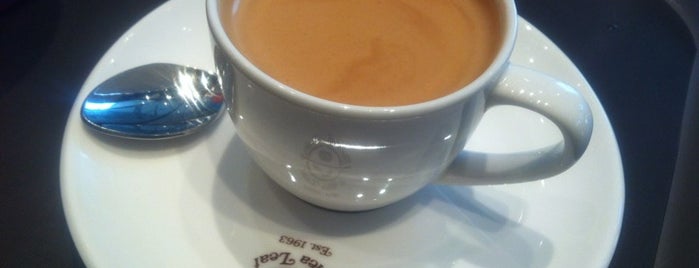 커피빈 is one of The Coffee Bean & Tea Leaf (커피빈).